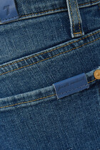 بنطال جينز قصير بقصة سكيني